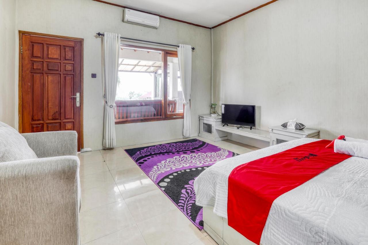 Reddoorz Plus @ Purwodadi Pasuruan Exterior foto